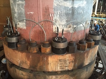 Bolt fastening of a refinery in Fujian